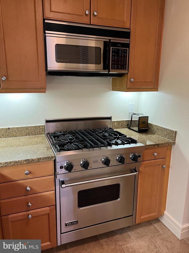Foto del edificio - 1111 23rd St NW