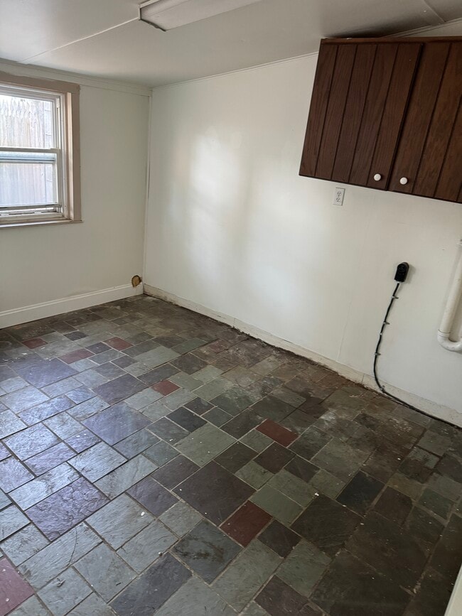 Photo - 321 Washington St House