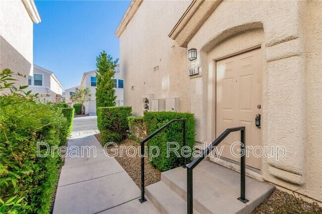 Foto del edificio - 8842 Duncan Barrel Ave