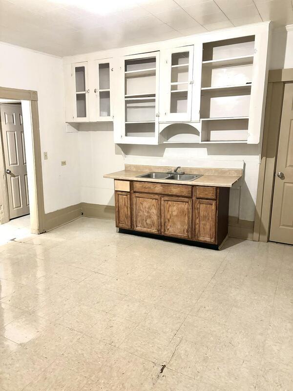 Foto del edificio - 10810 Shale Avenue - 1