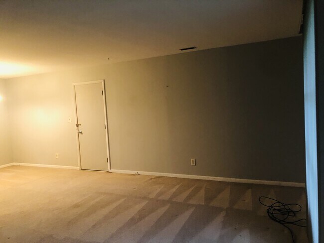 Foto del edificio - 4609 Lakeview Dr NW