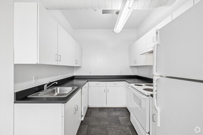 Cocina de 2x2 pies cuadrados (1093 pies cuadrados). - Cayuga Place