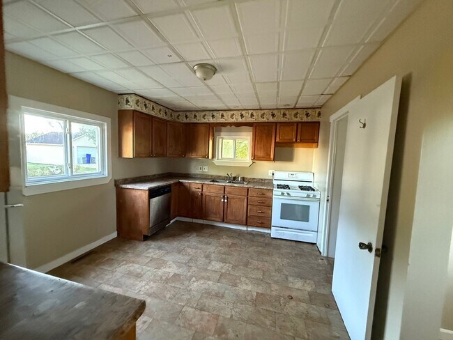 Foto del edificio - 3 bedroom Home