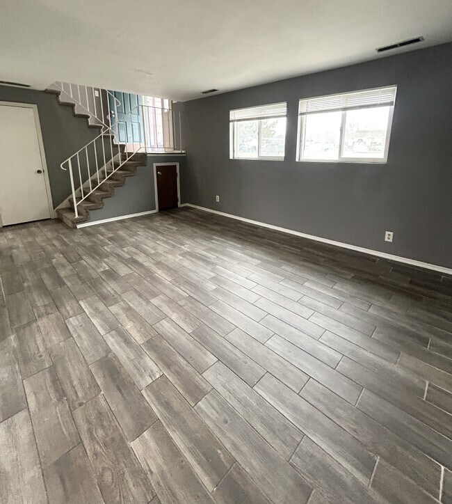 Foto del edificio - 8326 S Carmen Ct