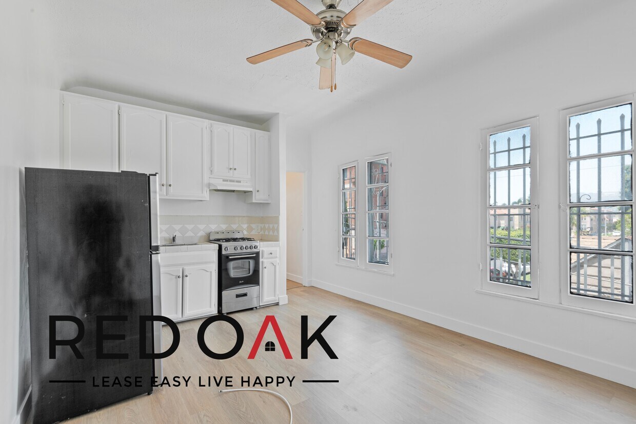 Foto principal - 706 N St Andrews Pl