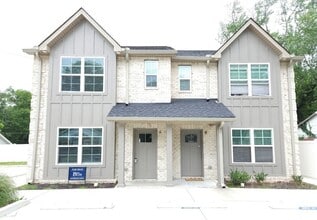 Building Photo - 627 East St