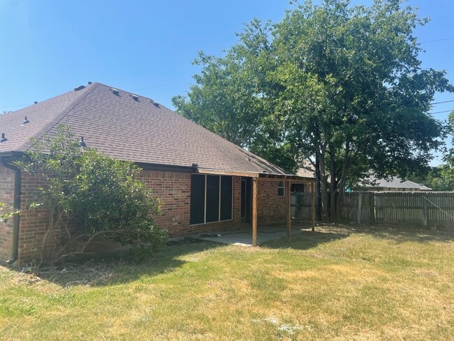 Building Photo - 103 North Point Dr