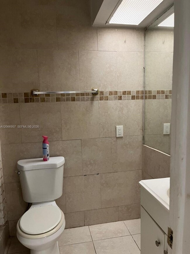 Building Photo - 7721 SW 10th Ct