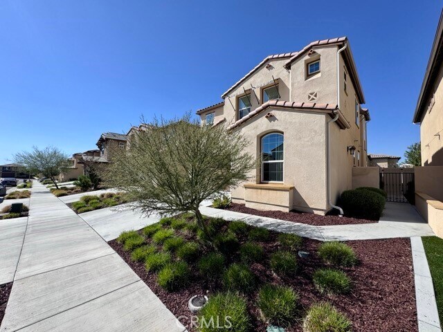 Foto del edificio - 38572 Rosegate Pl