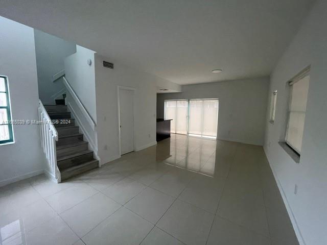 Building Photo - 11490 SW 148th Ct