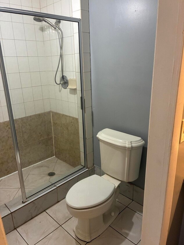 Foto del edificio - 4943 Lincoln Rd