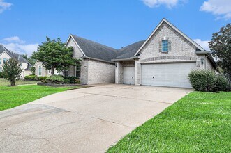 Building Photo - 20010 Meadow Arbor Ct