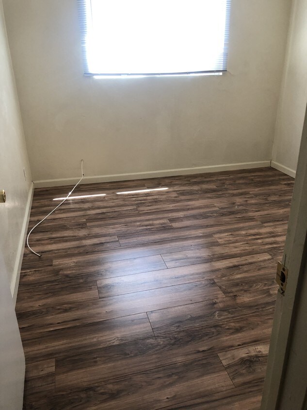 Foto principal - 4181 Hamilton St