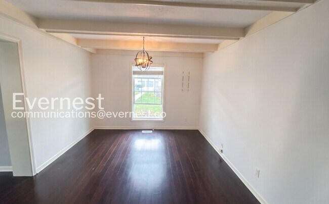 Foto del edificio - 7390 Fox Mill Rd