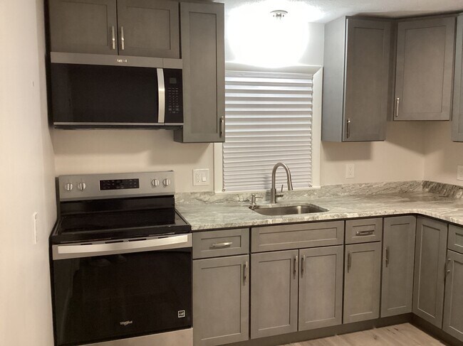 Foto del edificio - 296 Lynn St