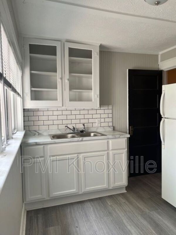 Building Photo - 1309 Raleigh Ave