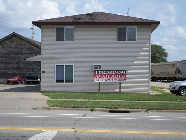 Foto del edificio - 560 Main St