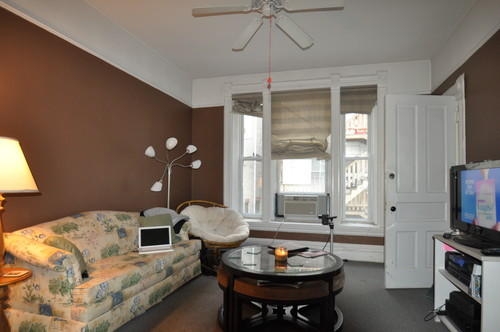 Foto del edificio - 826 W Buckingham Pl