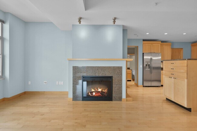 Foto del edificio - 309 W Washington Ave