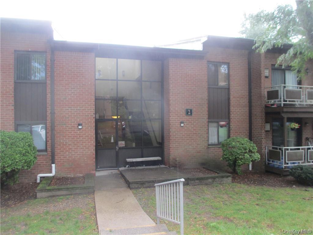 Primary Photo - 2 Brevoort Dr