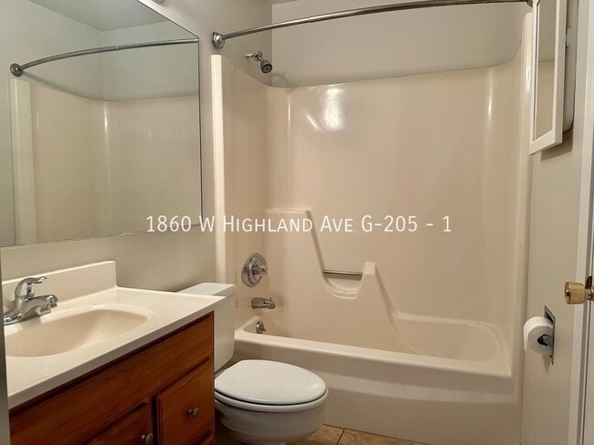 Building Photo - 1860 W Highland Ave