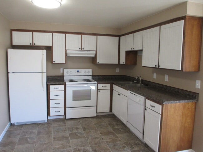 Building Photo - 3322 NE Lancaster St