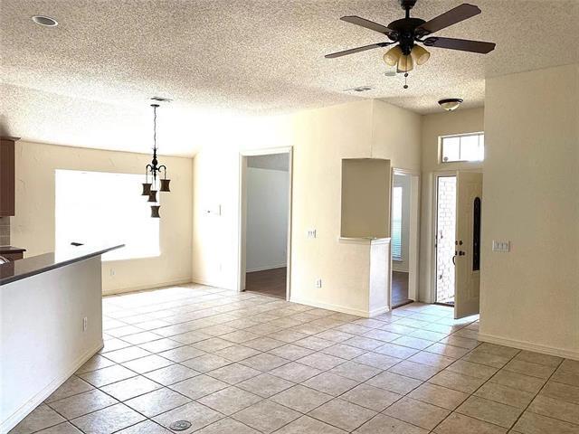 Foto del edificio - 10079 Cambridge Dr