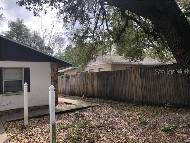 Building Photo - 1503 E Linebaugh Ave