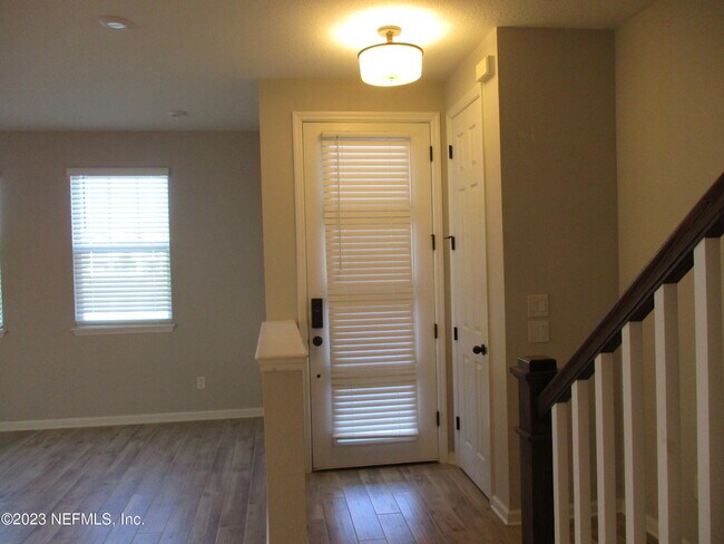 Foto del edificio - 3499 Headland Way