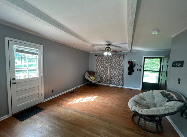 Foto del edificio - 1105 Allenwood Rd