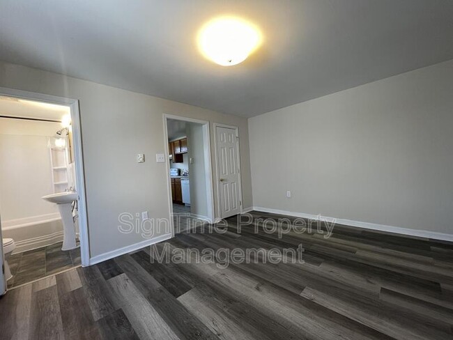 Building Photo - 34 Fairground Avenue
