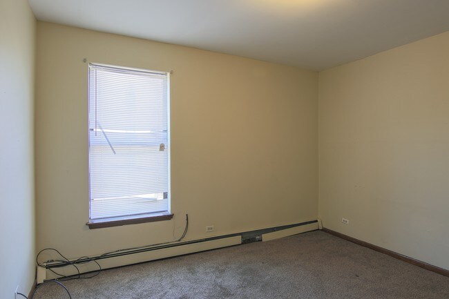 Building Photo - 362 W 59th St