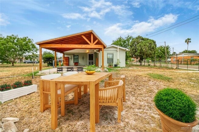 Foto del edificio - 20 Lopez St