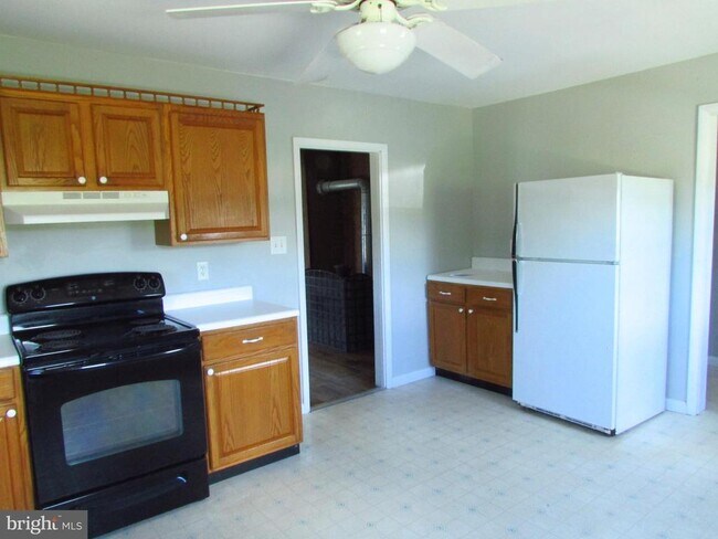 Foto del edificio - 21164 Pepper Rd
