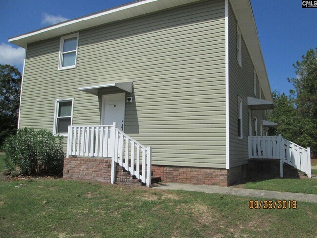 Building Photo - 134 Calvin Ct