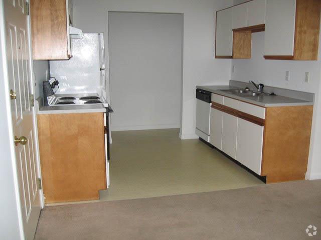 Kitchen - Olde Orchard Park Apartments