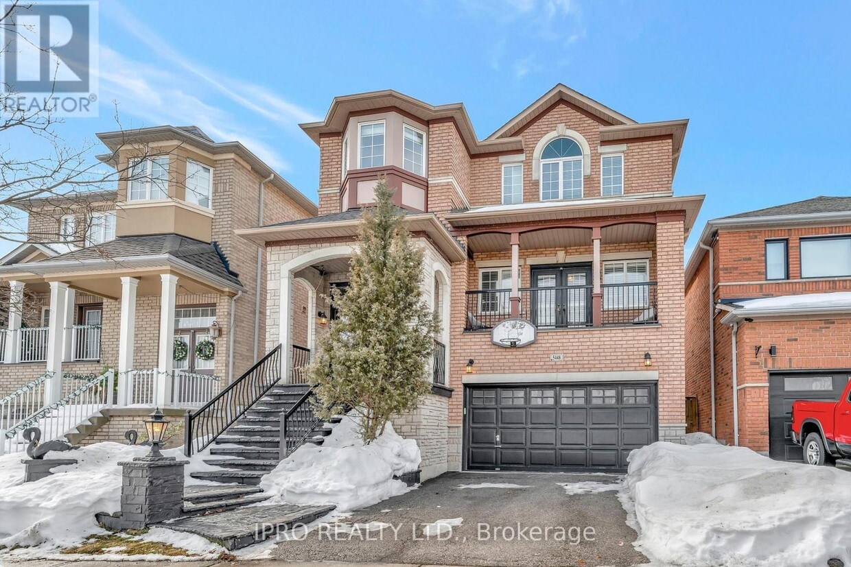 Primary Photo - 5448 Churchill Meadows Blvd