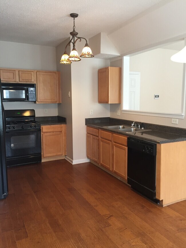 Building Photo - 230 Southwind Ln