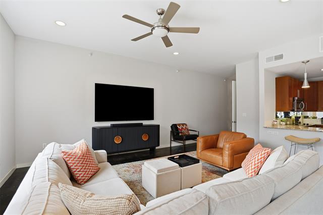 Foto del edificio - 2608 Museum Way