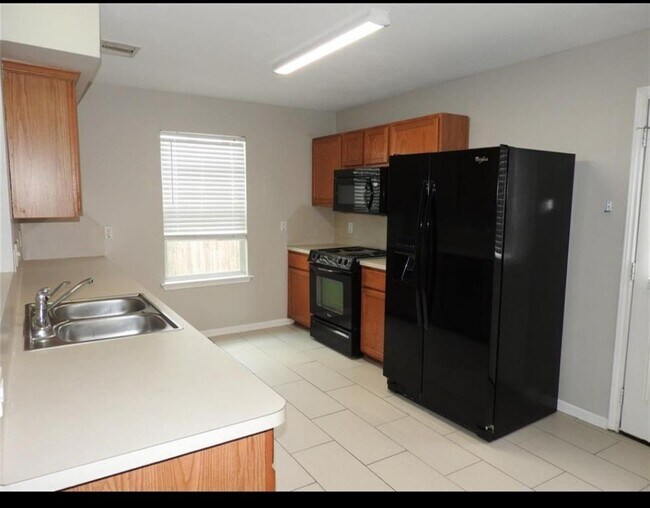 Building Photo - 8835 Wald Rd