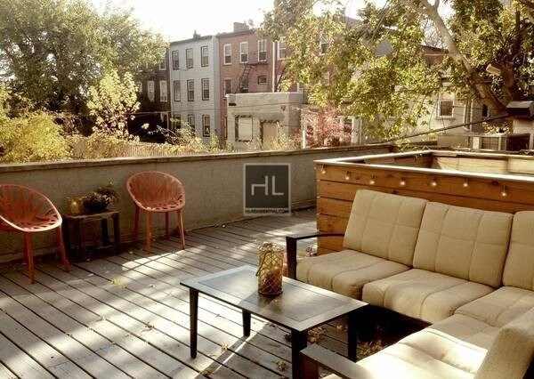 Primary Photo - 424 Lafayette Ave