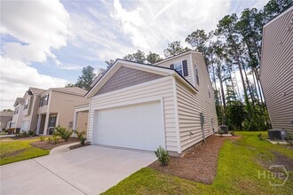 Building Photo - 156 Kraft Kove