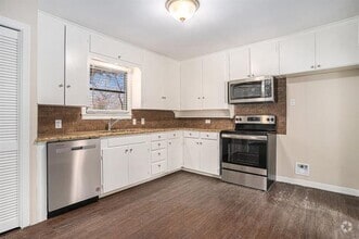Building Photo - 3562 South Dr