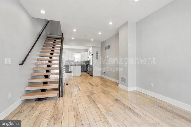 Photo - 1730 Ingersoll St Apartment