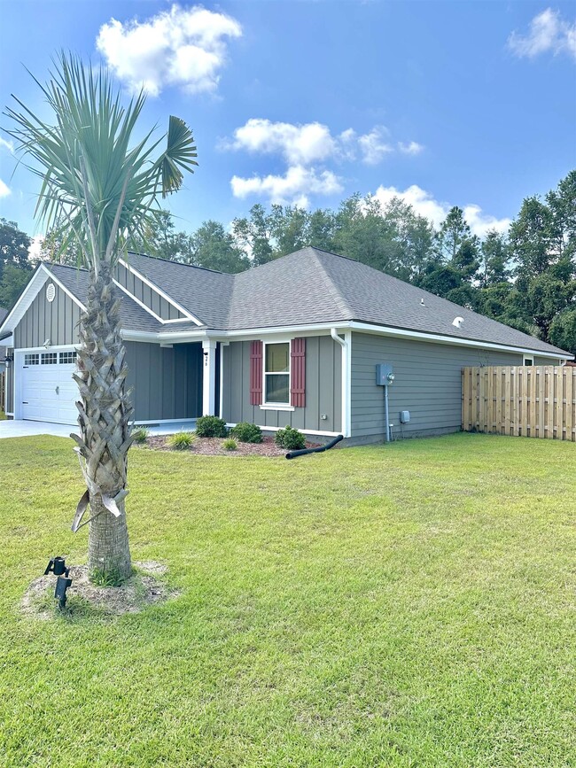 Building Photo - 26 Gray Fox Ct