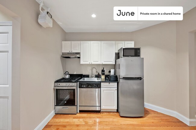 Foto del edificio - Room in Shared 2 bed/1 bath home