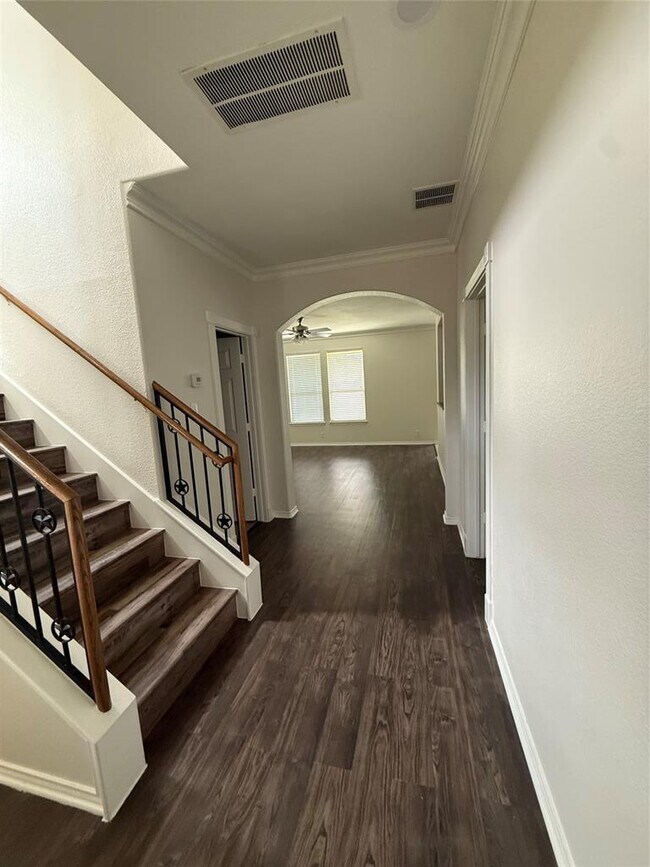 Building Photo - 1500 Tranquility Ln