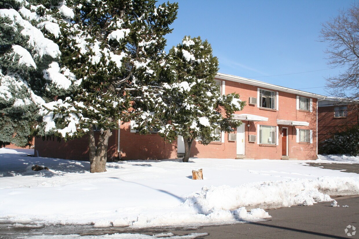 Foto del edificio - 665 Miller Ct