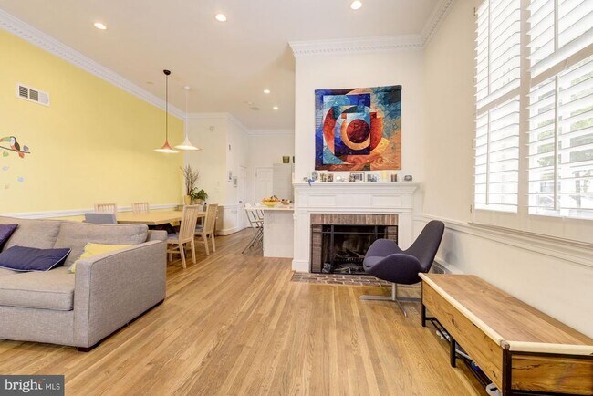 Foto del edificio - 2800 Dumbarton St NW