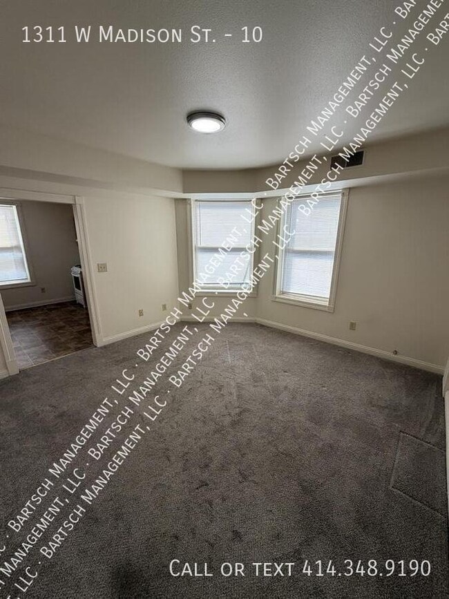 Building Photo - 1311 W Madison St